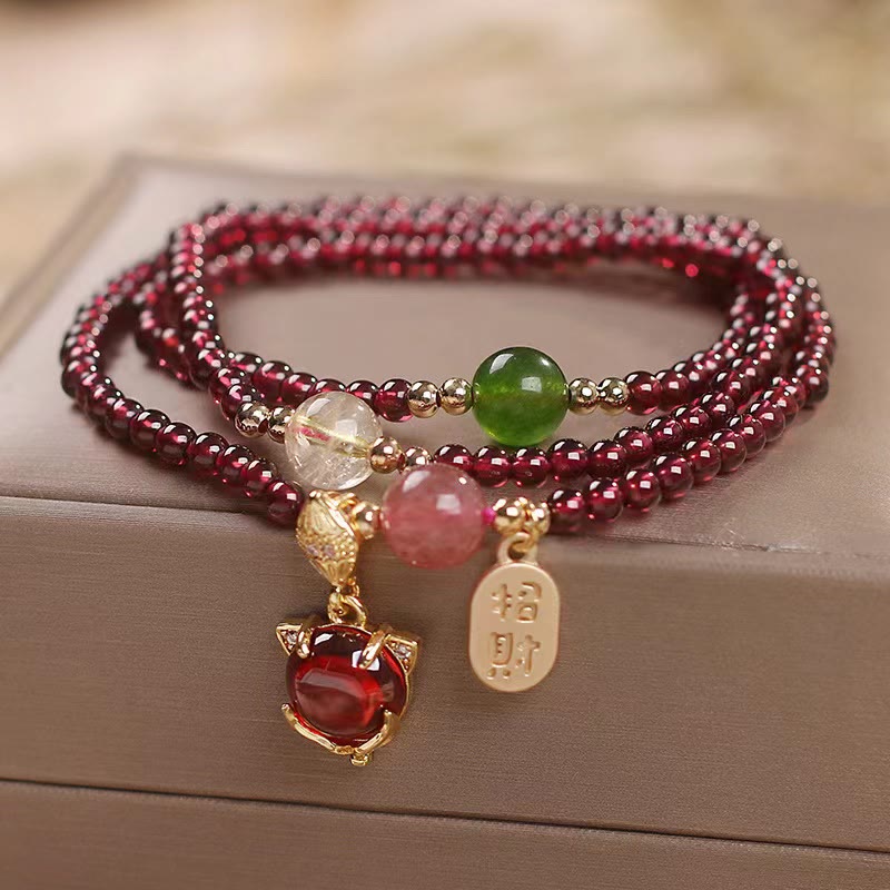 Fuyun Sanluo natural red granate strawberry stone crystal fox carp and peace buckle fortune protection three-circle bracelet